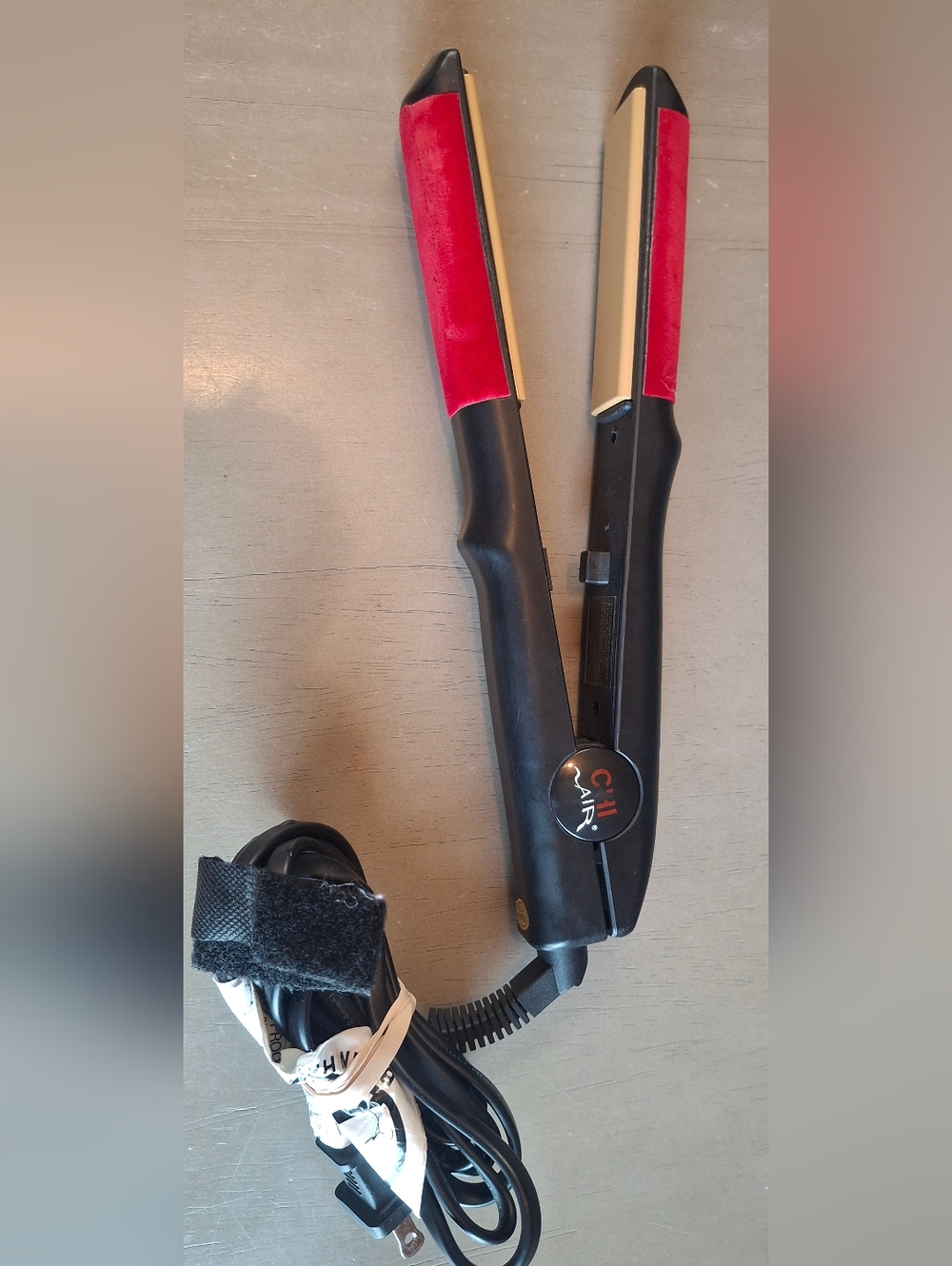 CHI Air Red and Black Ceramic Hair Straightener